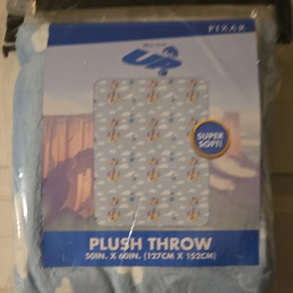 Pixar Up Plush Throw Blanket - 50in X 60 9in (127cm X 152cm)